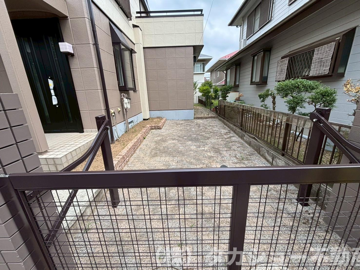 市原市ちはら台南5丁目　中古戸建の駐車場