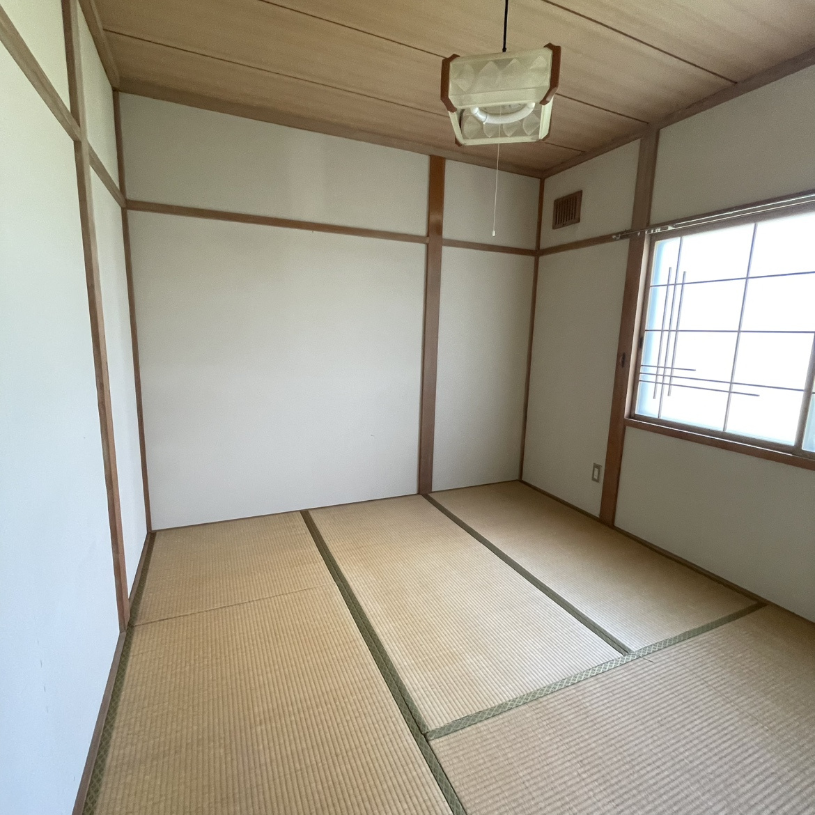 室蘭市八丁平4丁目25-15　中古住宅の和室
