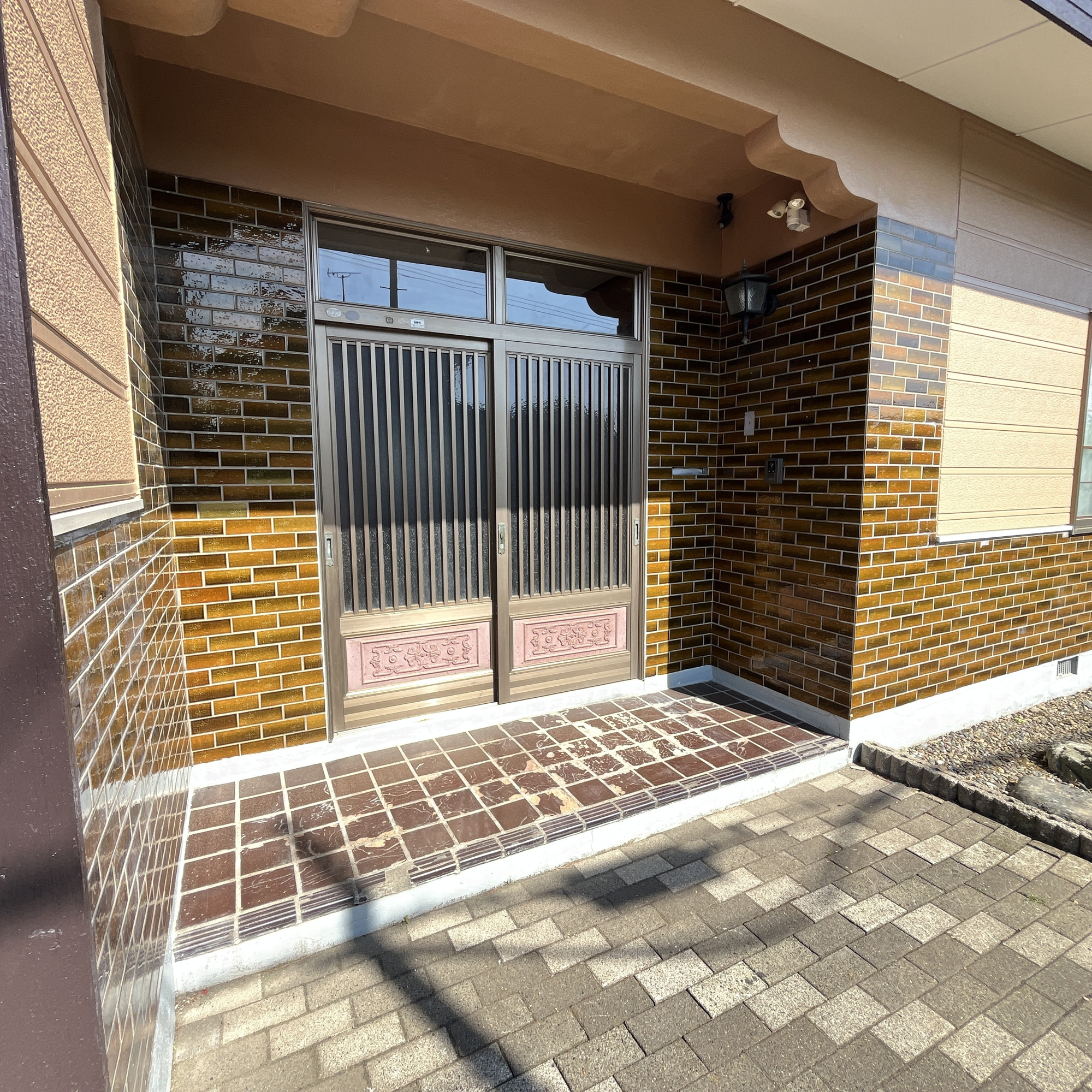 室蘭市白鳥台5丁目25-4　中古住宅の外観パース
