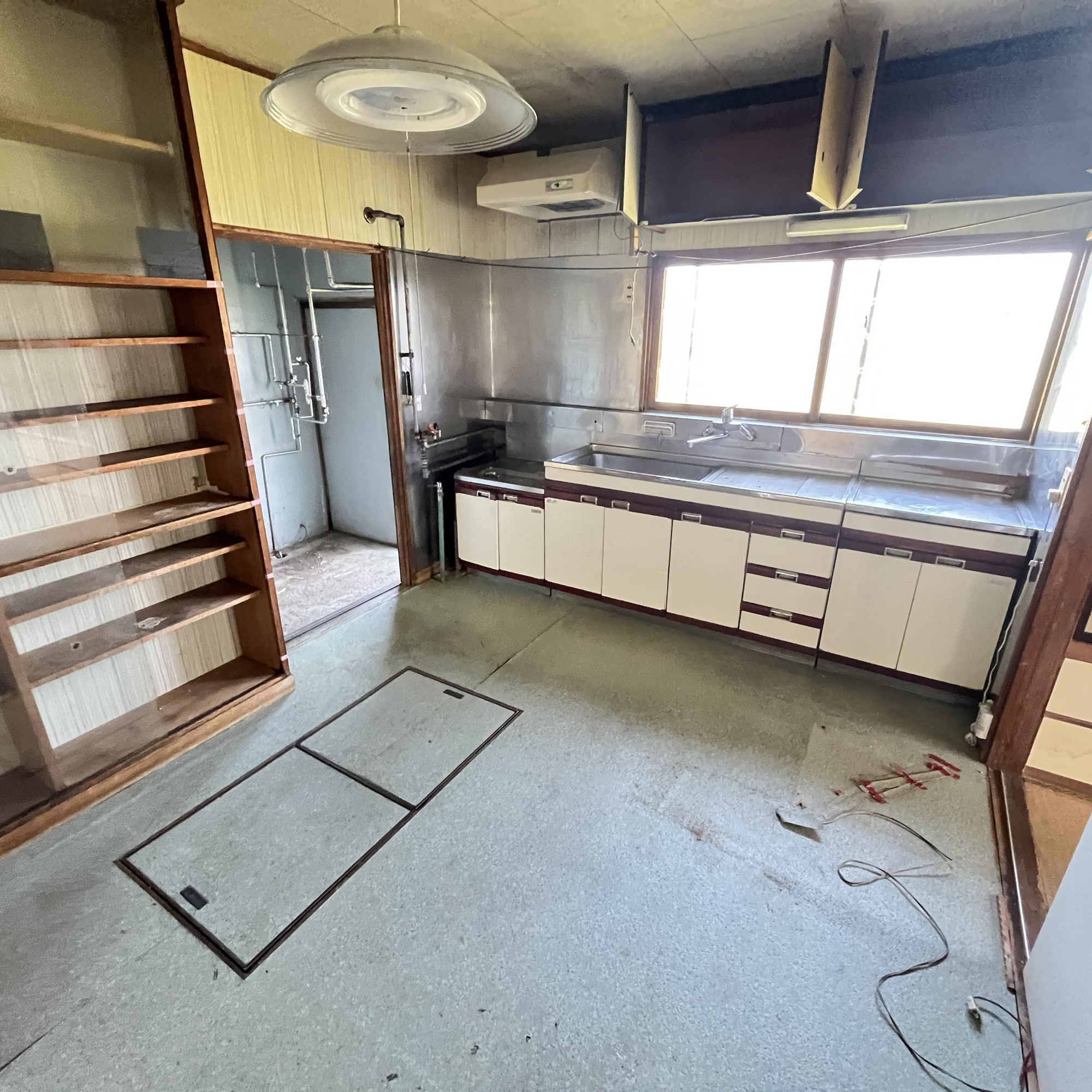 室蘭市白鳥台5丁目25-4　中古住宅のキッチン