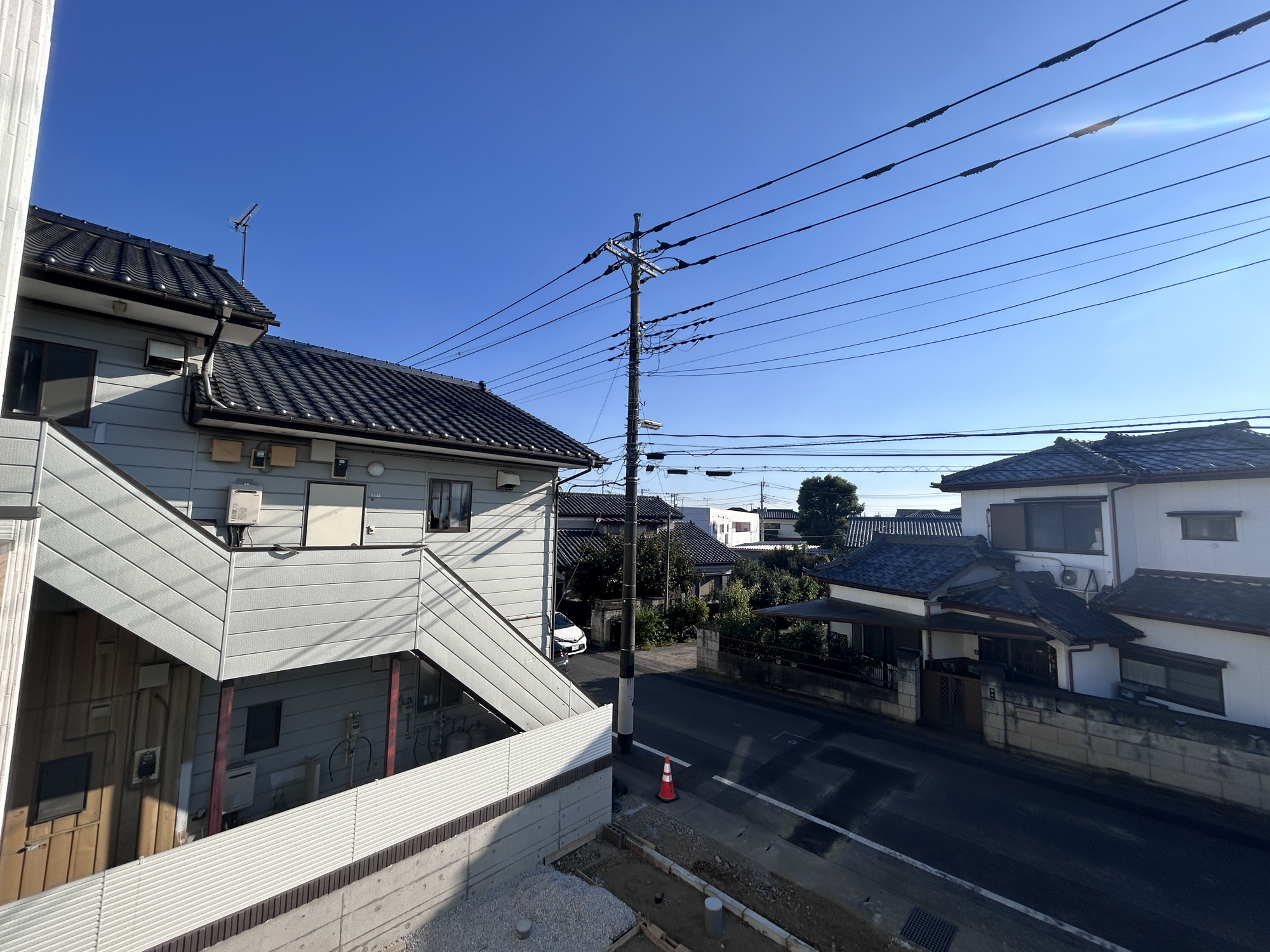 前橋市幸塚町第2　新築住宅全2棟の展望|低層の一戸建てを中心とした街並みが整然と続き、周辺は高い建物が建っていないので、採光や開放性に恵まれ、空が広く緑の多い閑静な趣を感じる環境です。

