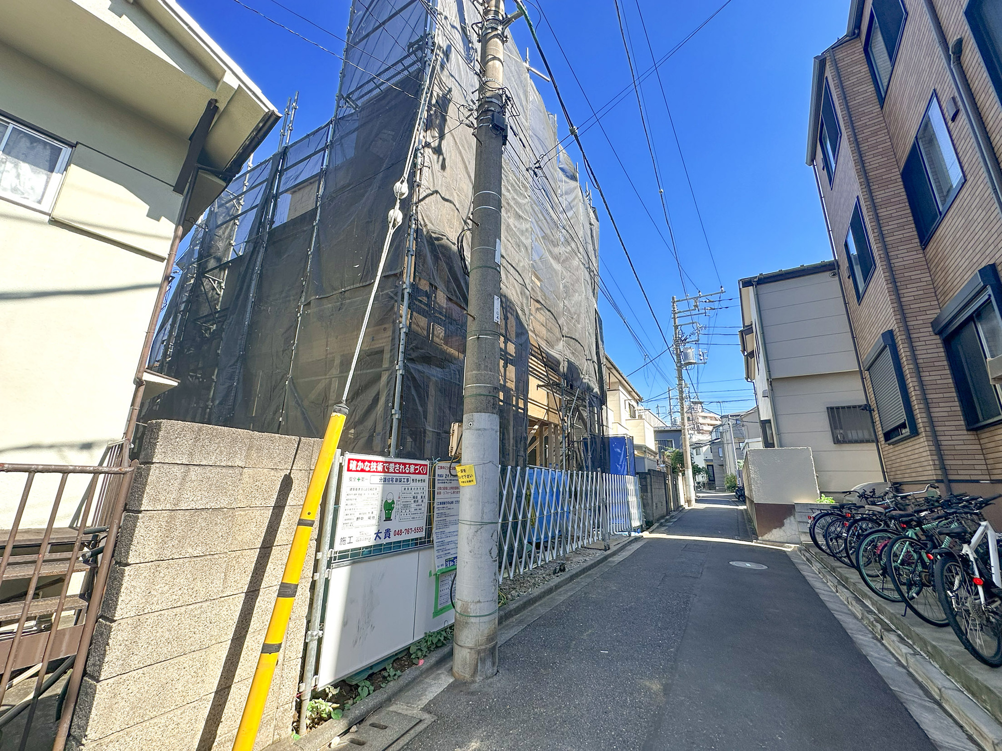 新築分譲［ミラクラス弥生町Ⅲ］の前面道路含む現地写真|現地写真（2026年10月撮影）