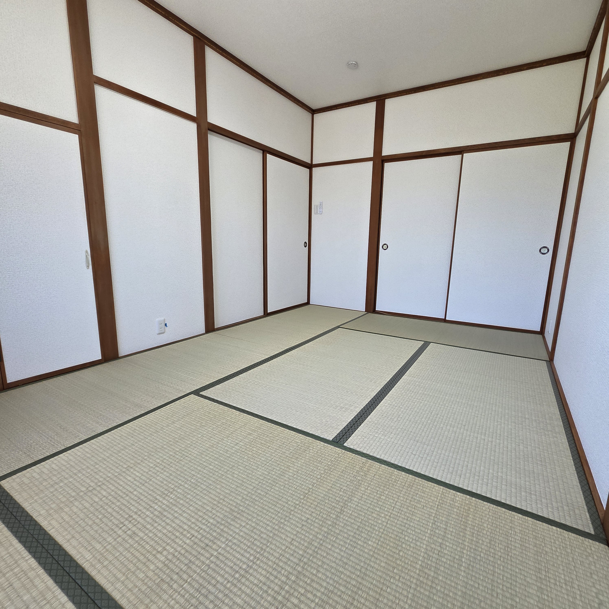 登別市登別町2丁目43-10　リフォーム済中古住宅の和室