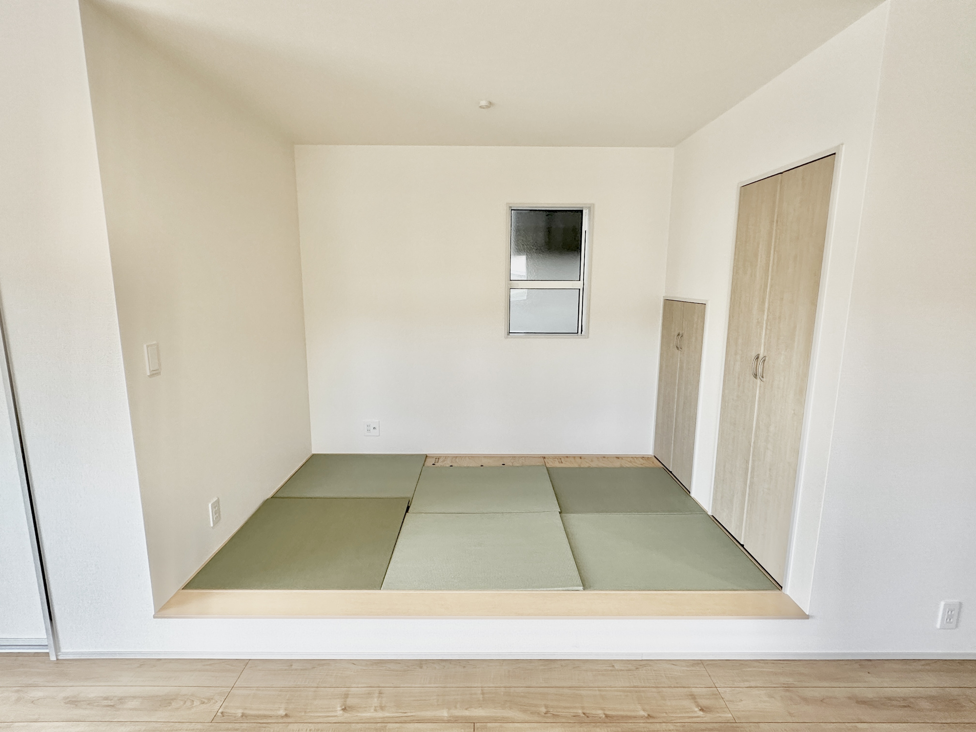 宇都宮市清原台３丁目　新築住宅全３棟の和室|LDK横の洋室は空間のアクセントに！お子さんの遊びスペースや、趣味の部屋、収納スペースとしてもお使いいただけます♪