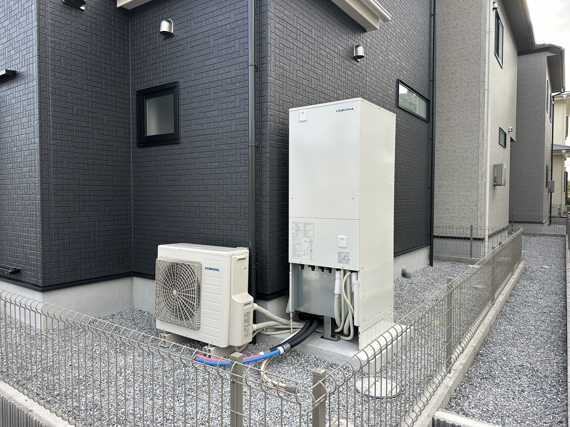 宇都宮市清原台３丁目　新築住宅全３棟の発電・温水設備|太陽光発電システム付きのオール電化物件で光熱費削減♪