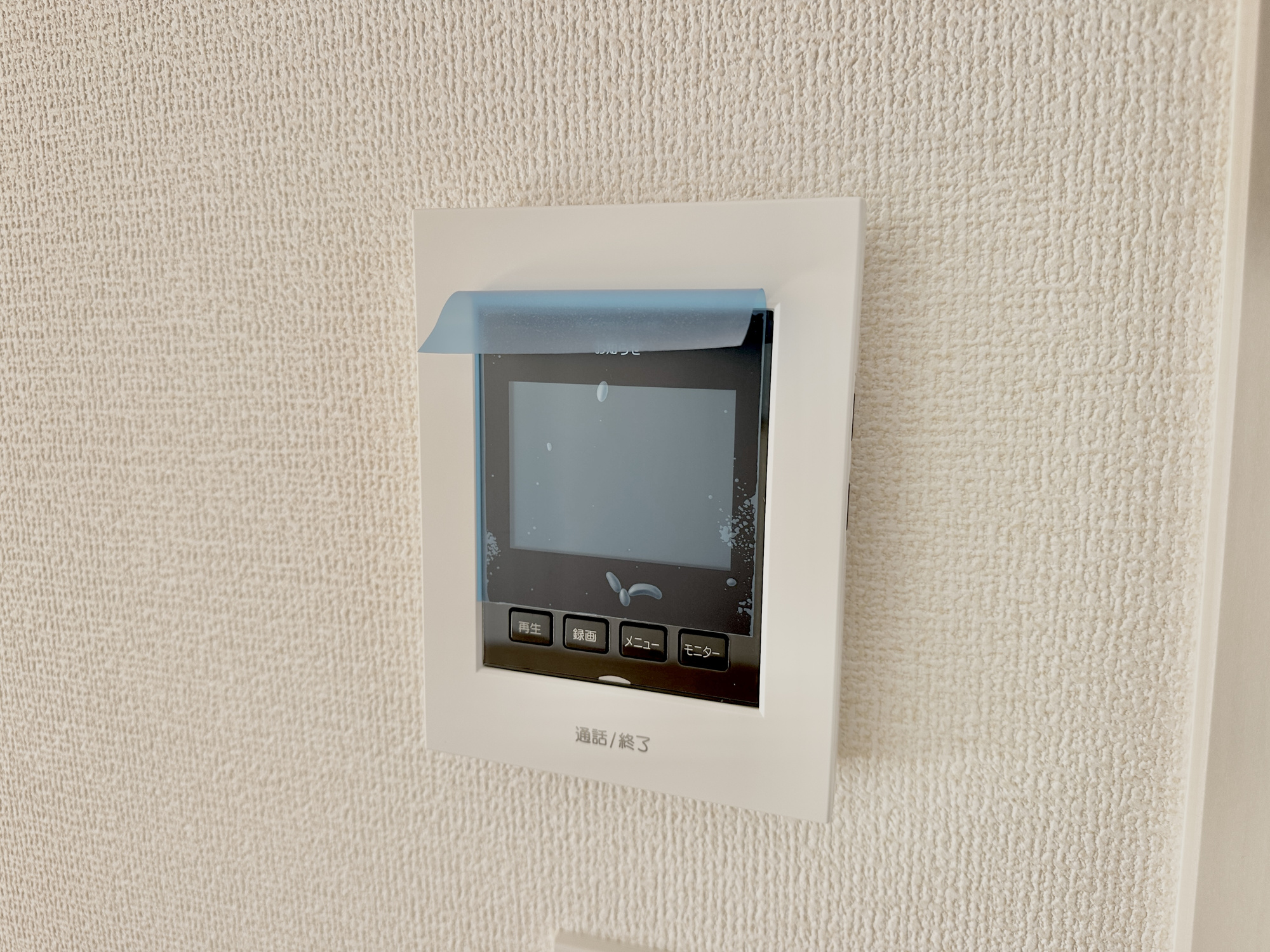 壬生町幸町３丁目　新築住宅全２棟のセキュリティ|TVモニタ付きのインターフォンには録画機能もあるので外出時誰が来たのか確認できます♪ 防犯機能も高く、今では必需品です！