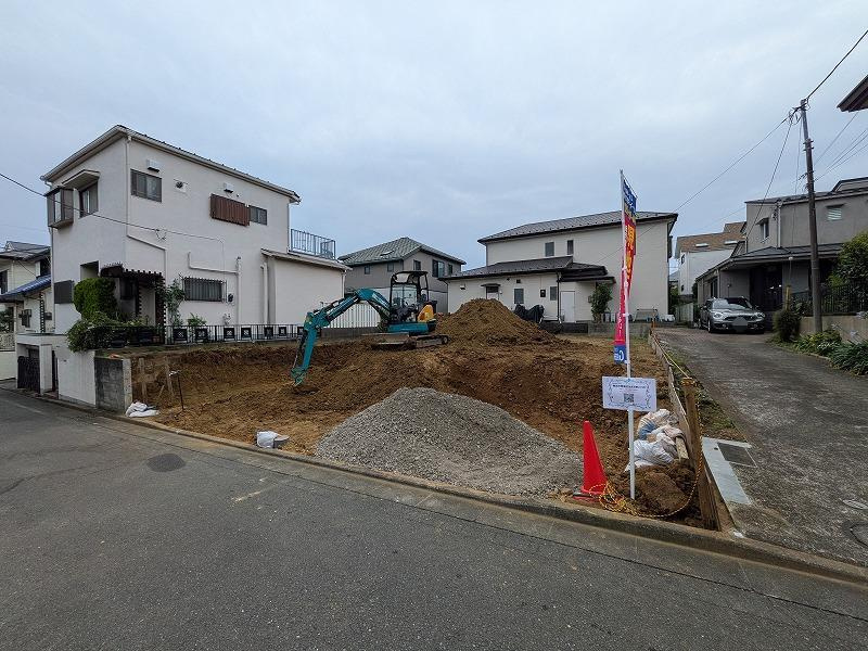 横浜市青葉区あざみ野2丁目　新築戸建【仲介手数料無料】カースペース2台の外観