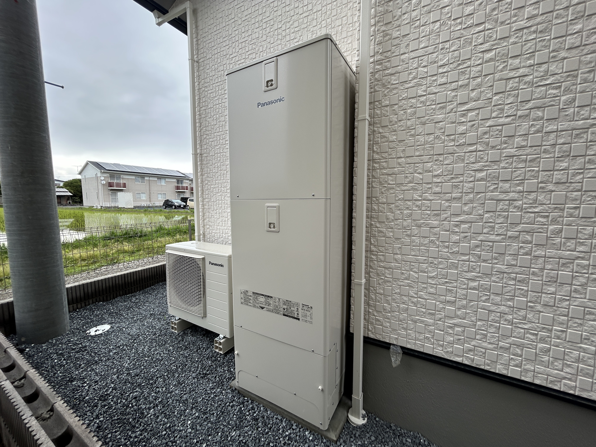 前橋市箱田町第9期　新築住宅全7棟の発電・温水設備|月々のガス代が優しい高効率給湯器♪
