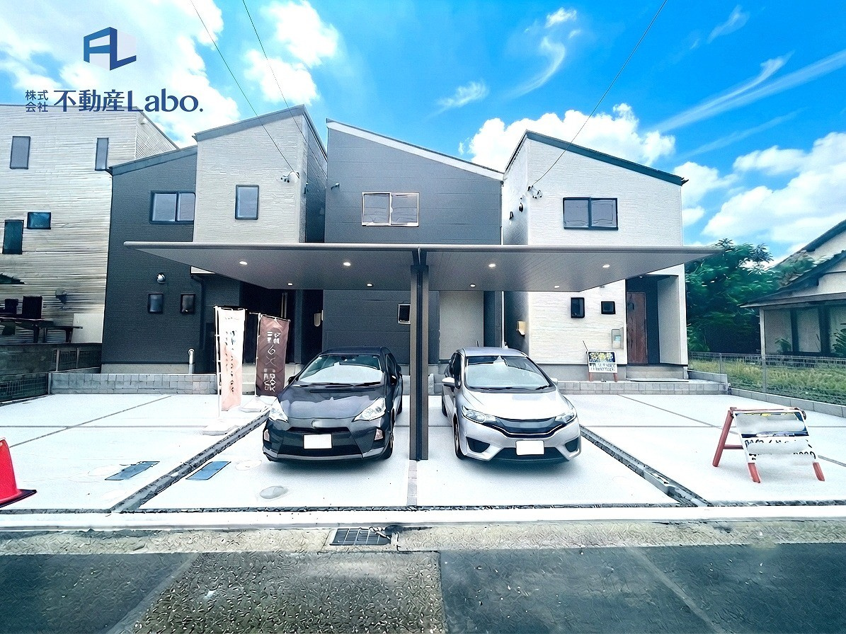 リナージュ　清水区向田町第1期　全3棟　新築戸建てのその他|～本日ご見学が可能です～
土日祝日はもちろん、平日のお仕事終わりのお時間でもご内覧可能です♪
ご見学ご希望がございましたらお気軽にご相談ください！
※外構、車はAI画像です。追加工事で外構施工可能♪