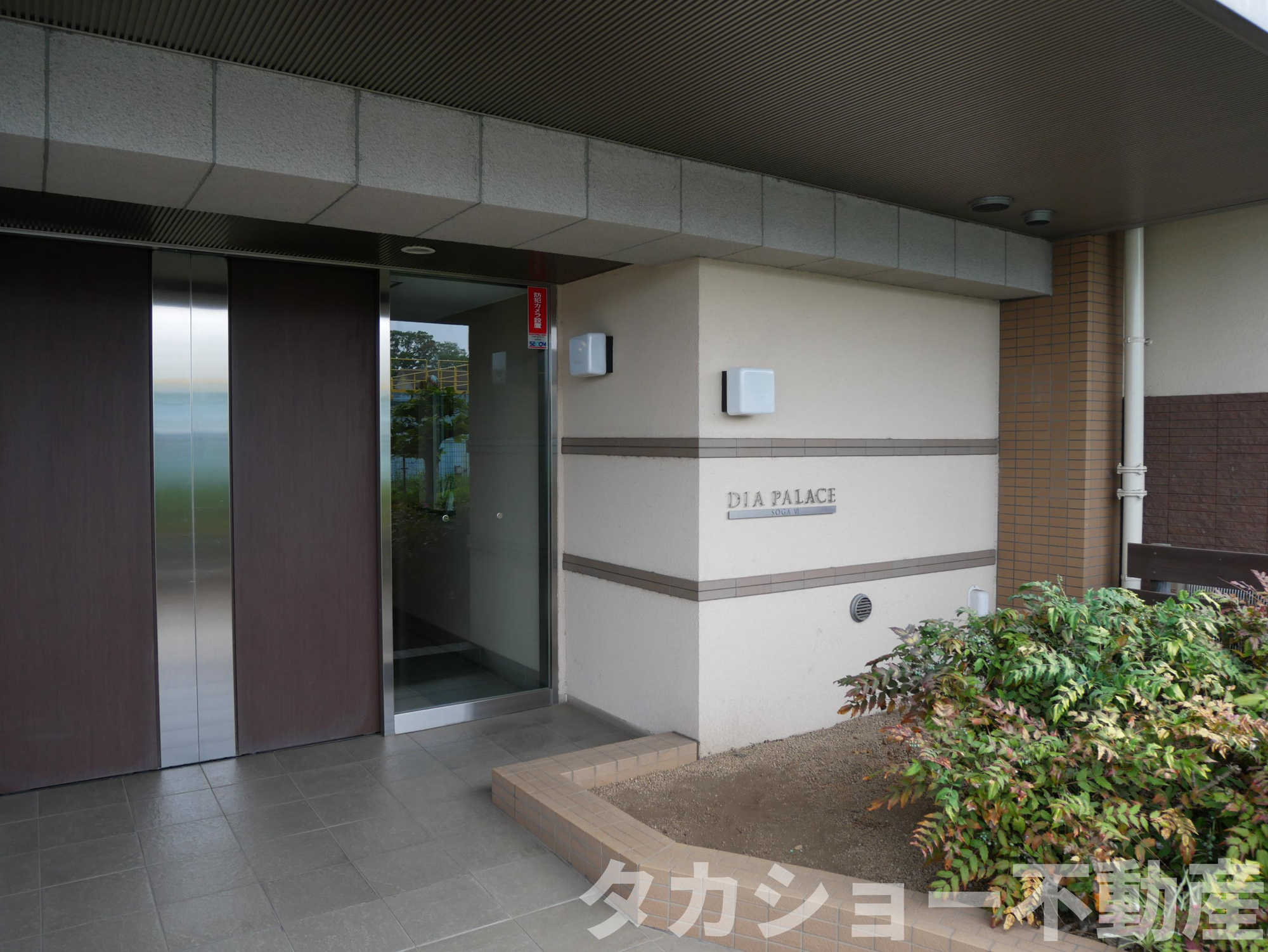 ダイアパレス蘇我Ⅵのエントランス