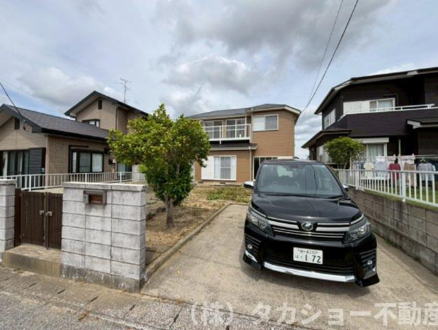 市原市飯沼　中古戸建の駐車場|駐車場は車種により4台駐車可能です!!