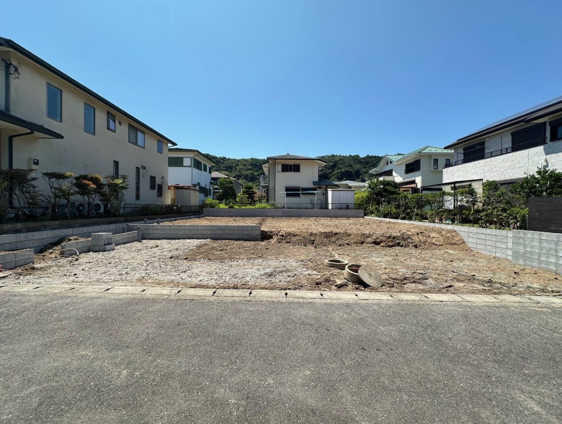横浜市金沢区釜利谷西6丁目 新築戸建て【仲介手数料無料】カースペース3台の外観
