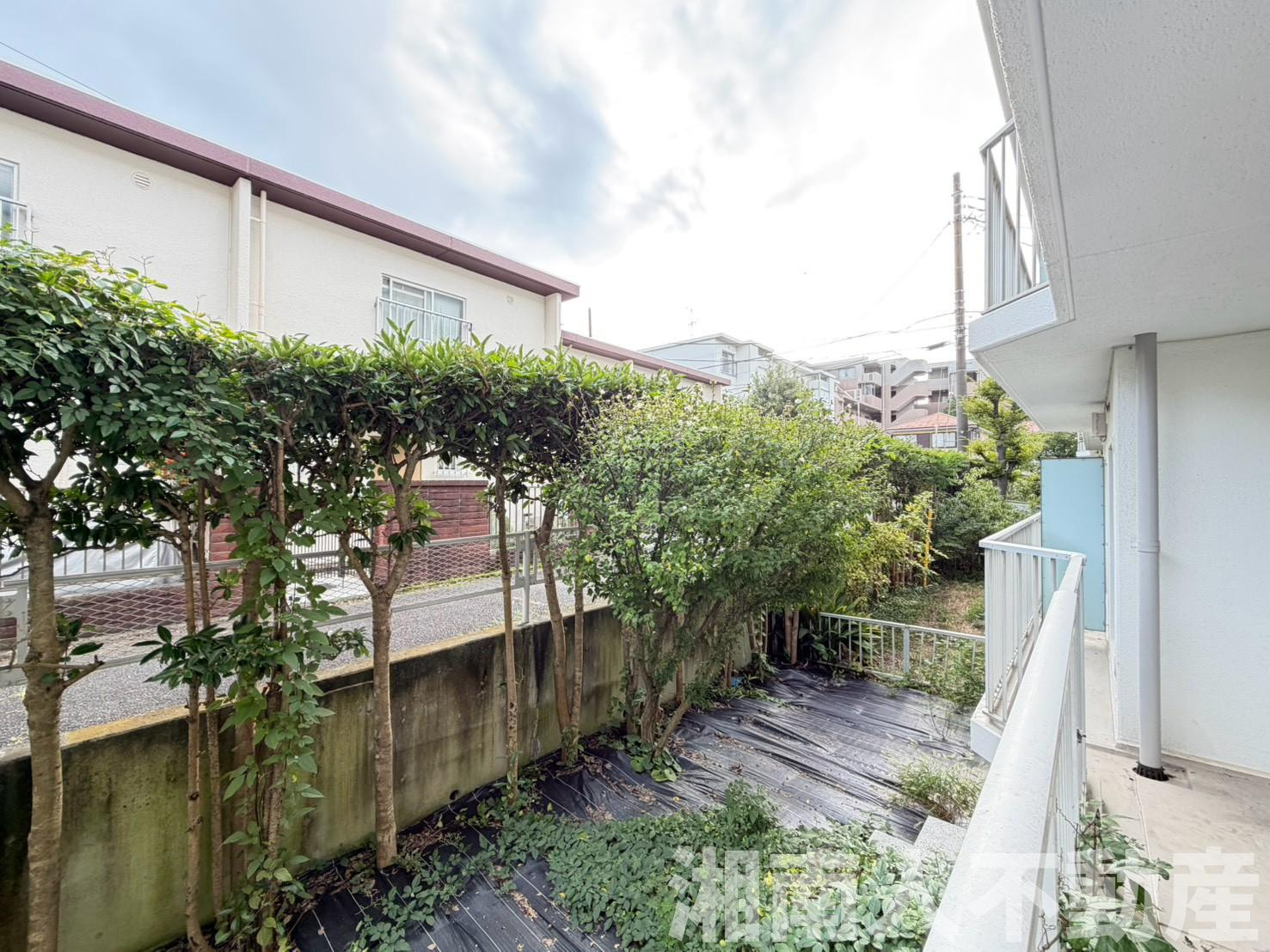 エミネンス茅ヶ崎３号棟の庭|お庭です