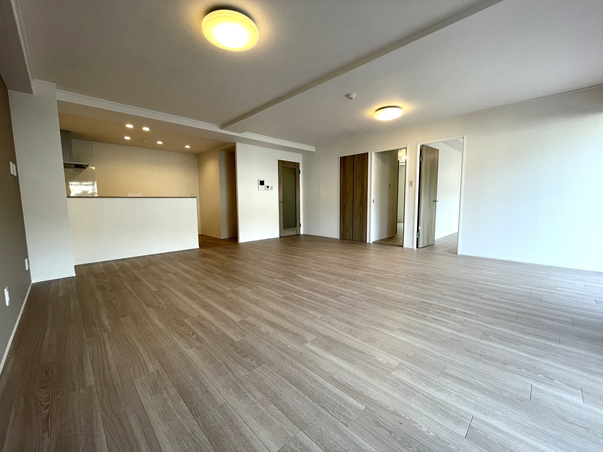 ロイヤルヒル芦屋の居間・リビング