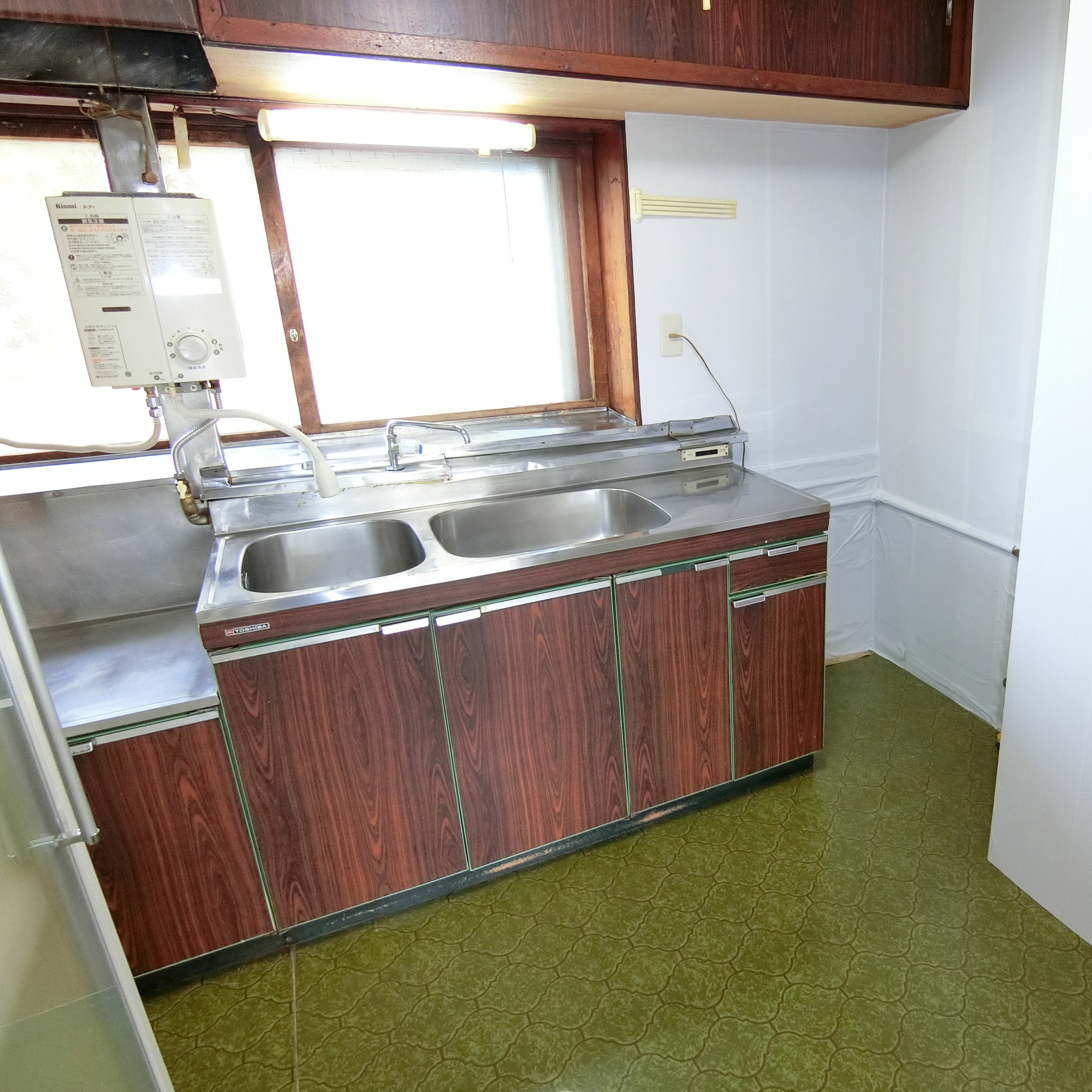 登別市中央町3丁目8-1　中古住宅のキッチン