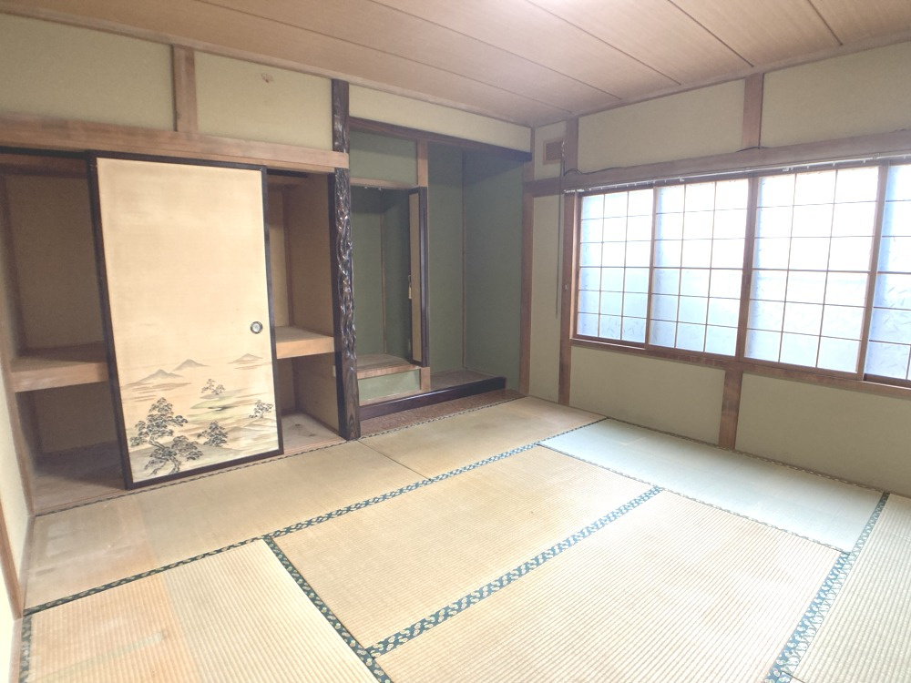室蘭市小橋内町2丁目3-16　中古住宅の和室