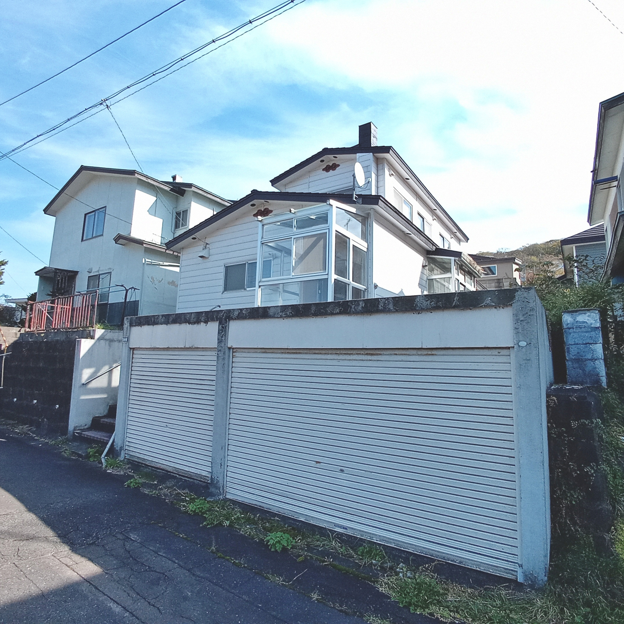 室蘭市小橋内町2丁目3-16　中古住宅の外観パース