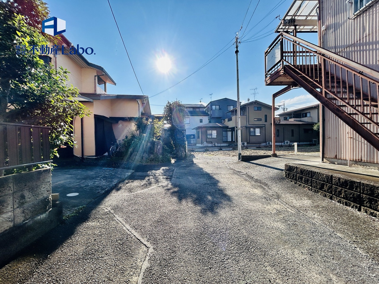 清水区下野西５期　全1棟の前面道路含む現地写真|65坪以上の広い敷地は駐車も４台可能！