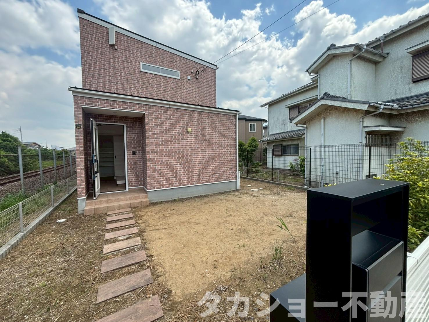 千葉市中央区蘇我3丁目　築浅中古戸建の外観