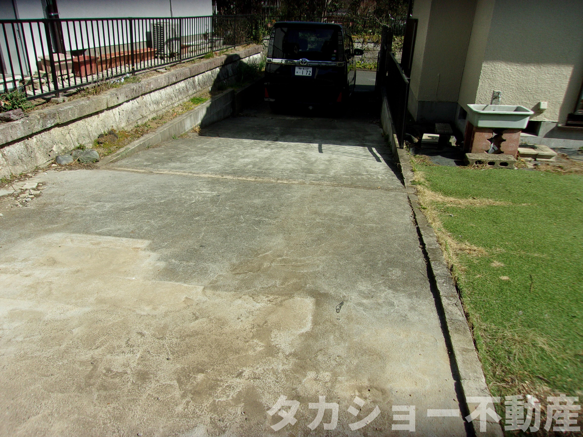 市原市光風台５丁目　中古一戸建の駐車場