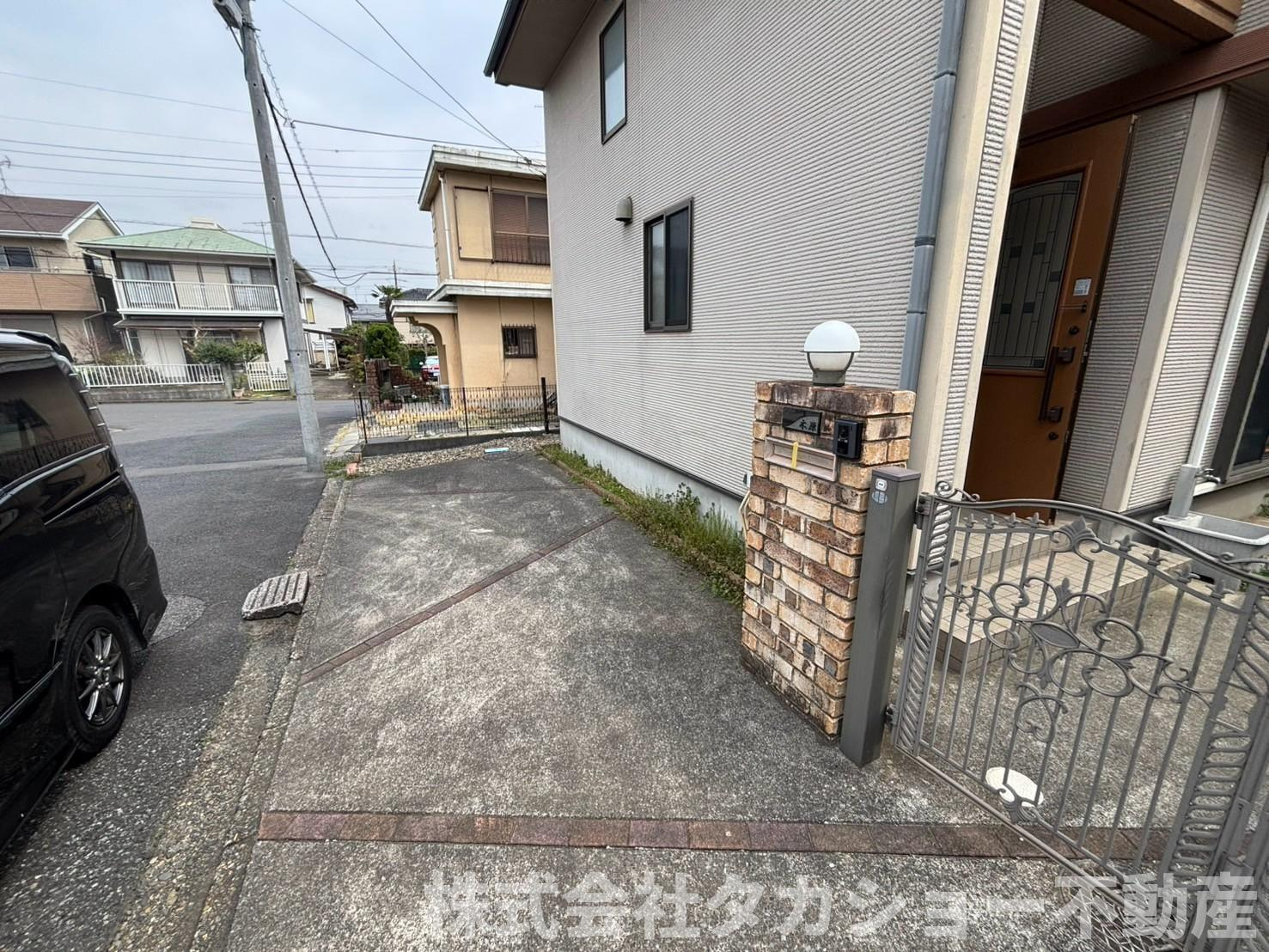 市原市光風台5丁目　中古戸建の駐車場