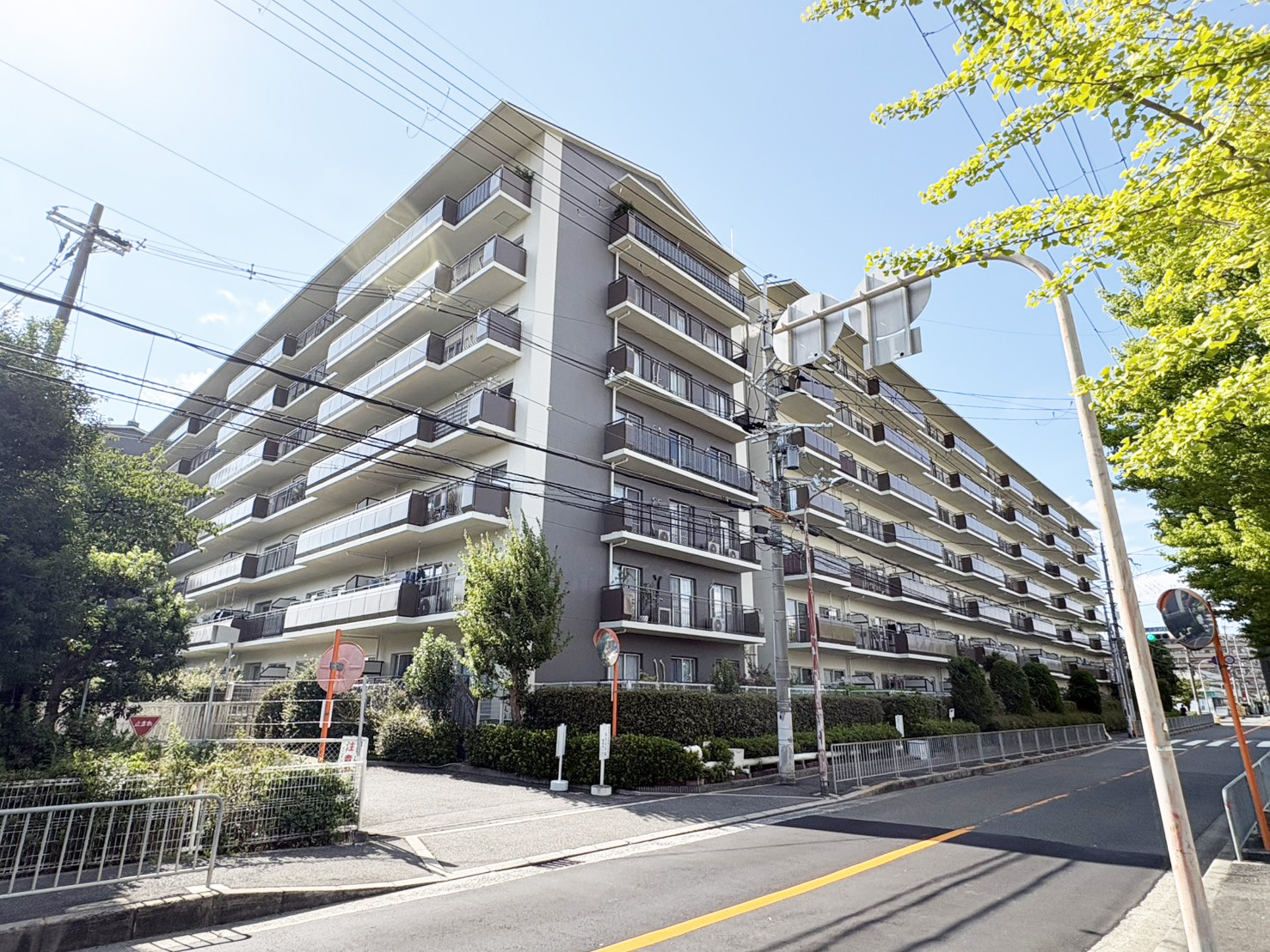 マイシティー高槻の外観|きれいな外観です