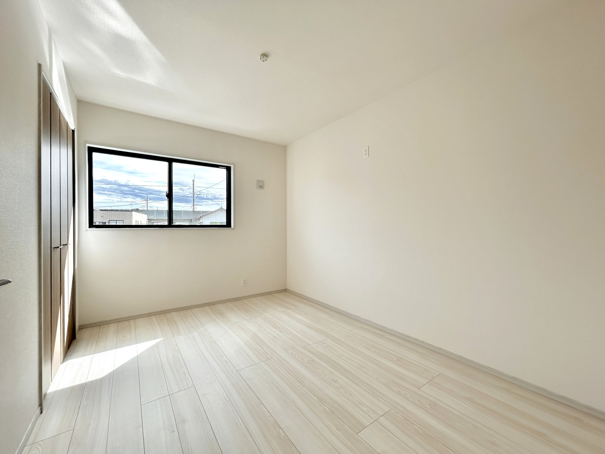 伊勢崎市三室町P2　新築住宅全2棟の子供部屋|同社施工例