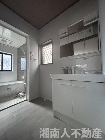 茅ヶ崎市中島　中古戸建の独立洗面台|独立洗面化粧台が付いています
