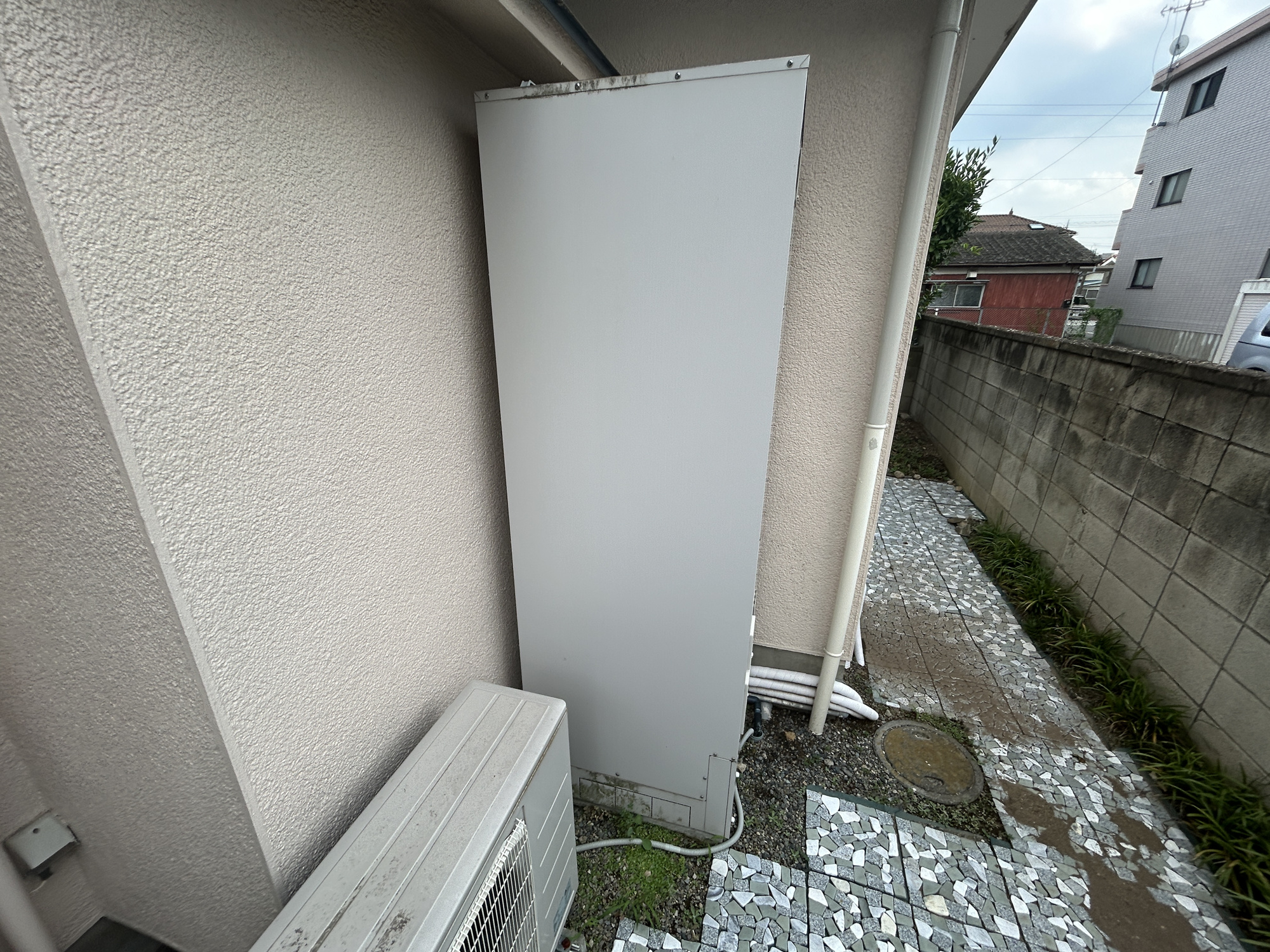 前橋市下沖町　中古住宅の発電・温水設備|家計に優しいオール電化住宅♪