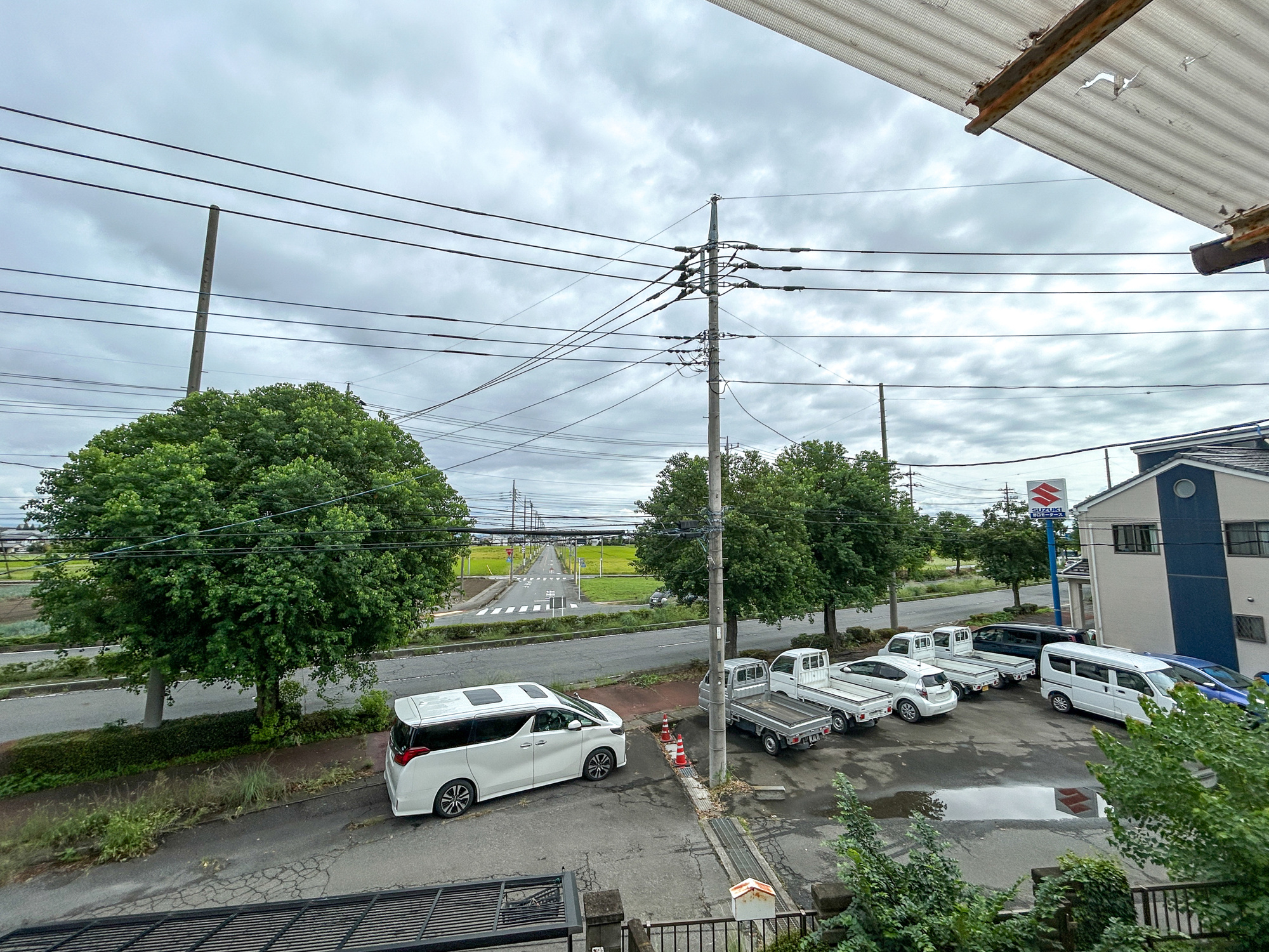 前橋市ぬで島町　中古戸建の展望|低層の一戸建てを中心とした街並みが整然と続き、周辺は高い建物が建っていないので、採光や開放性に恵まれ、空が広く緑の多い閑静な趣を感じる環境です。

