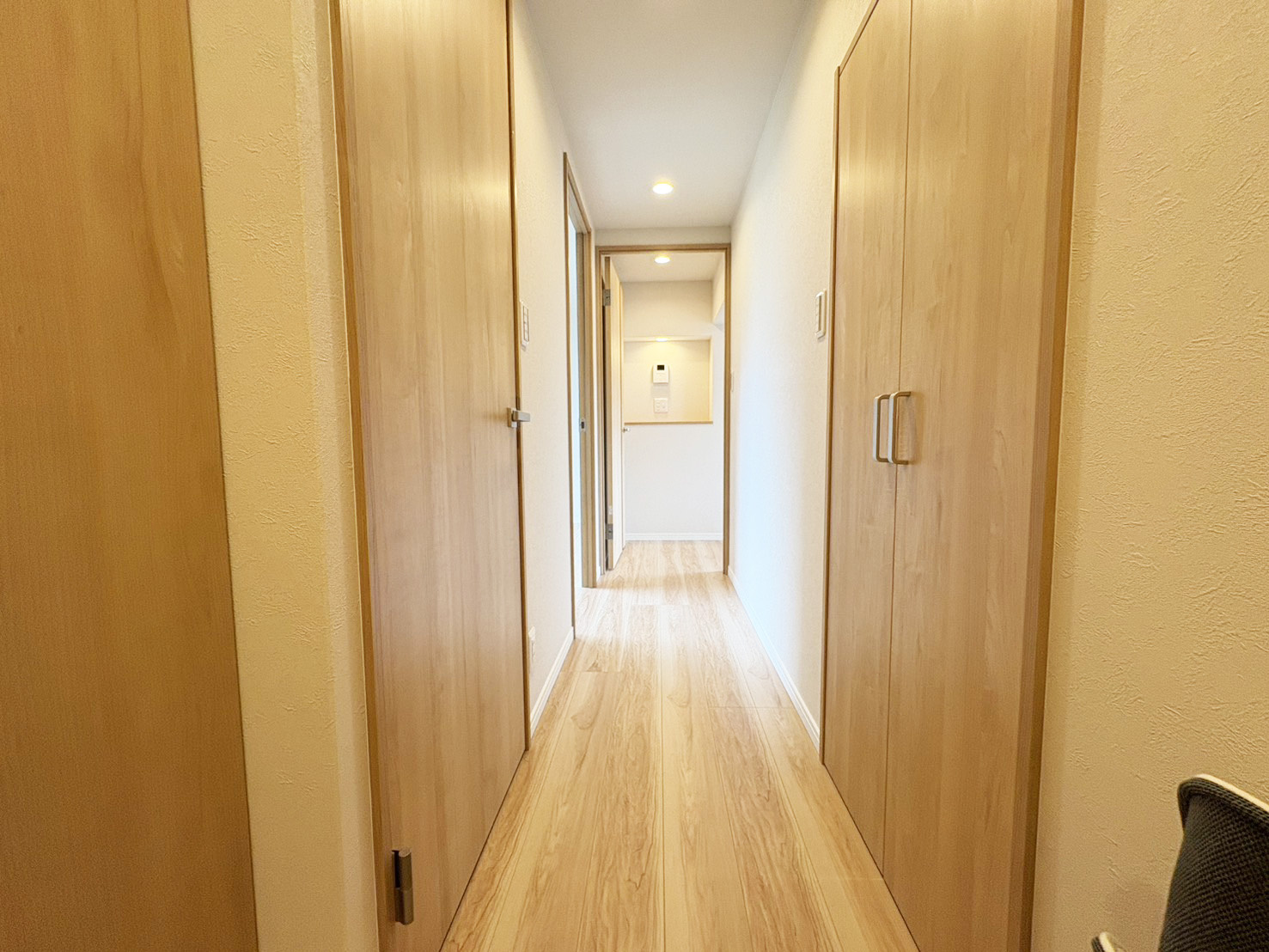 富田第二住宅62号棟　の玄関|玄関からの景色です。