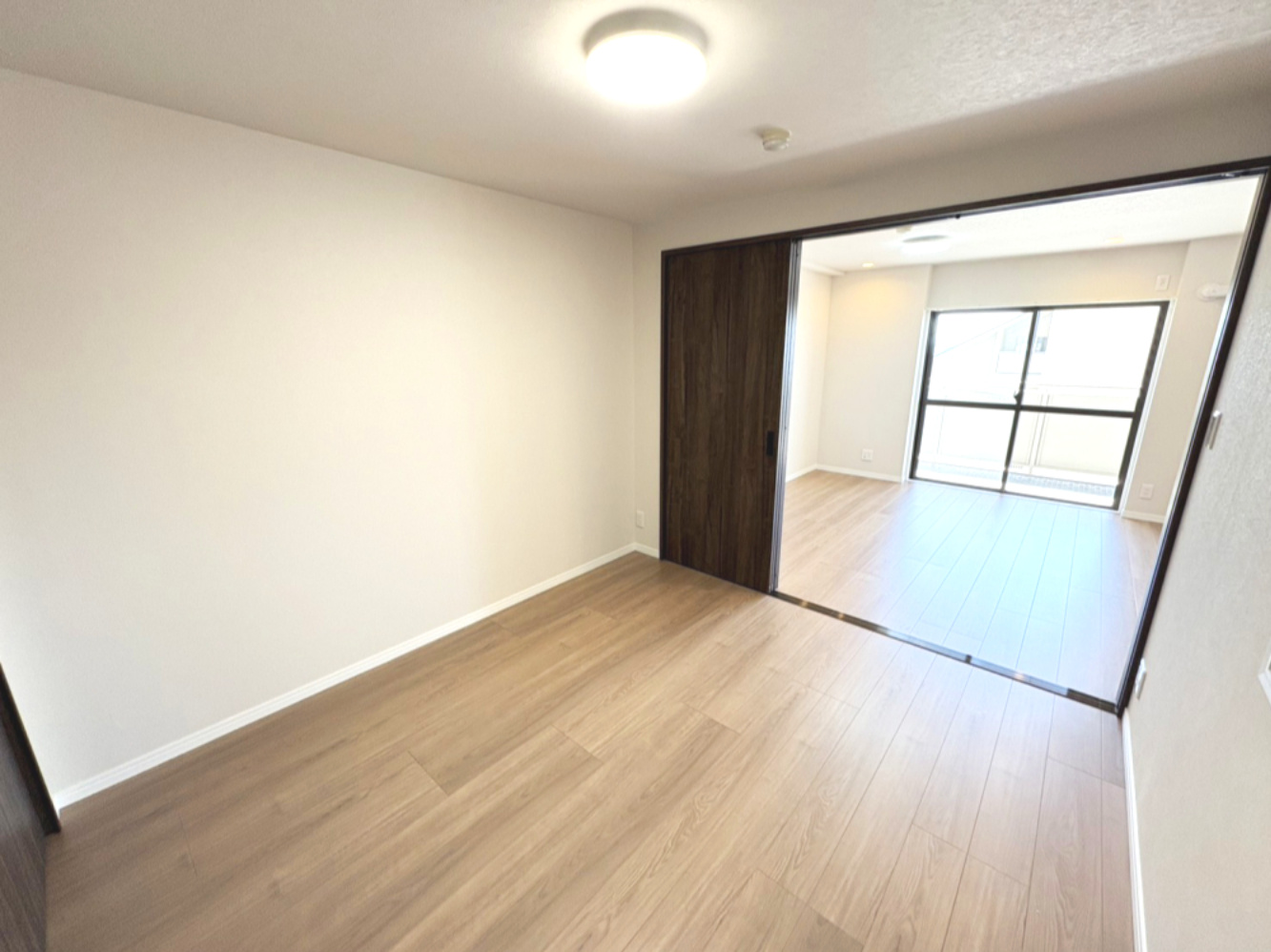 高槻市上土室１丁目の中古マンションの洋室|洋室（５.４帖）です。