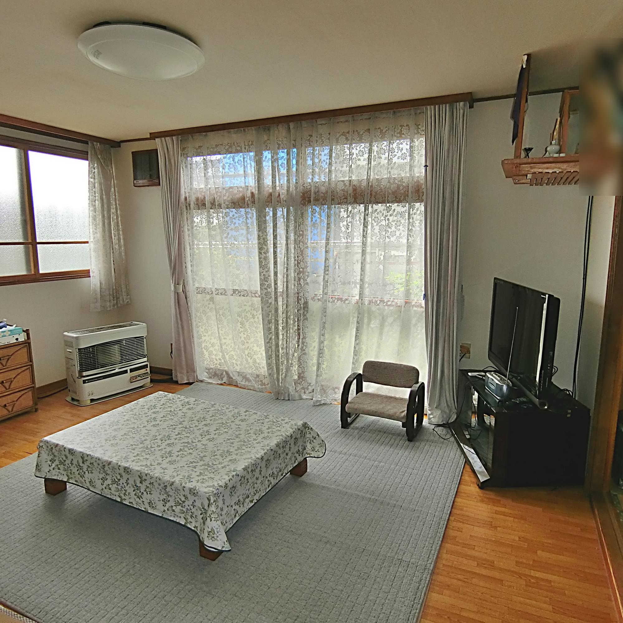 登別市栄町3丁目9‐9　中古住宅の居間・リビング